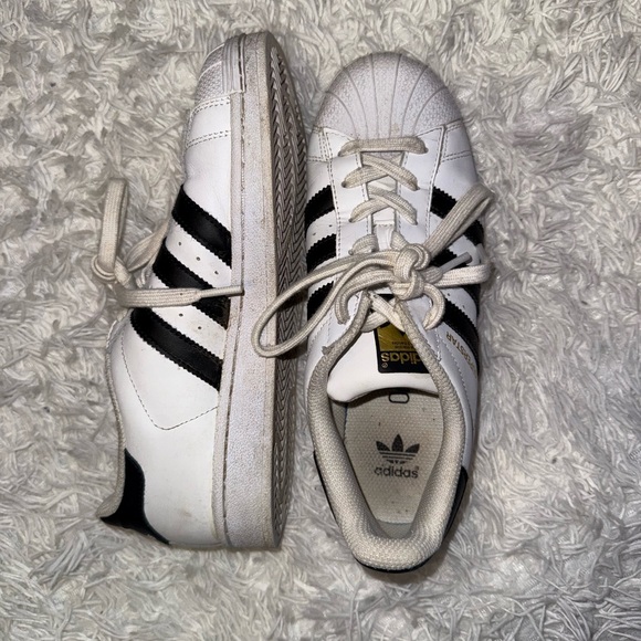 adidas super stars - Picture 9 of 9